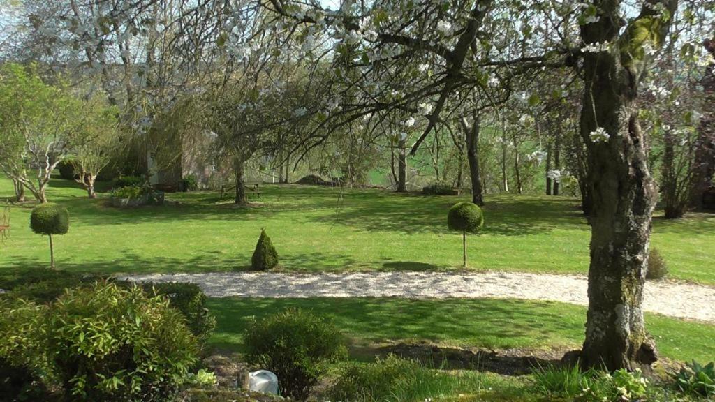 Gite Insolite "Le Coup De Foudre" Sa Vue Panoramique Vimoutiers Zewnętrze zdjęcie